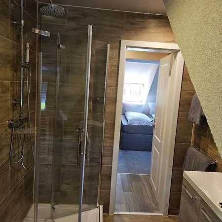 ゲストハウス Klein Haus 12a 4*