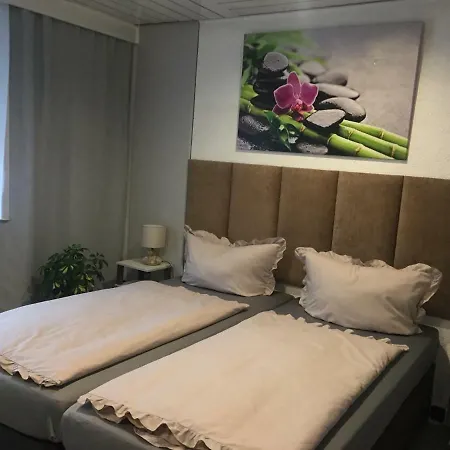 Klein Haus 12a בית הארחה 4*