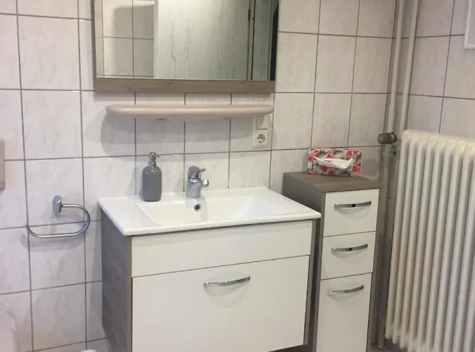 Klein Haus 12a